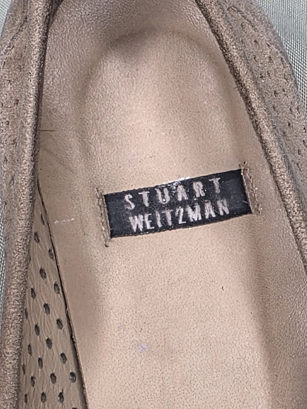 Stuart Weitzman Tan Suede Perforated Tassel Loafers Block Heel Size 7M
